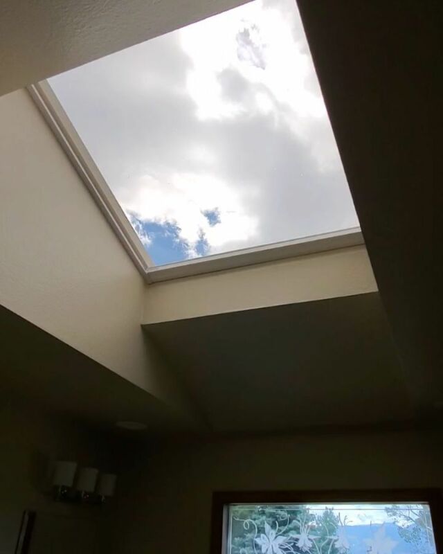 A little too much heat coming in through that skylight? We have a solution for that.
#Colorado #ColoradoSprings #CSCustomBlinds #Blinds #Shutters #Shades #Home #HomeDecor #HomeImprovement #LocallyOwned #WindowCoverings #SmallBusiness #InteriorDesign #Realtor #Staging #NewHouse